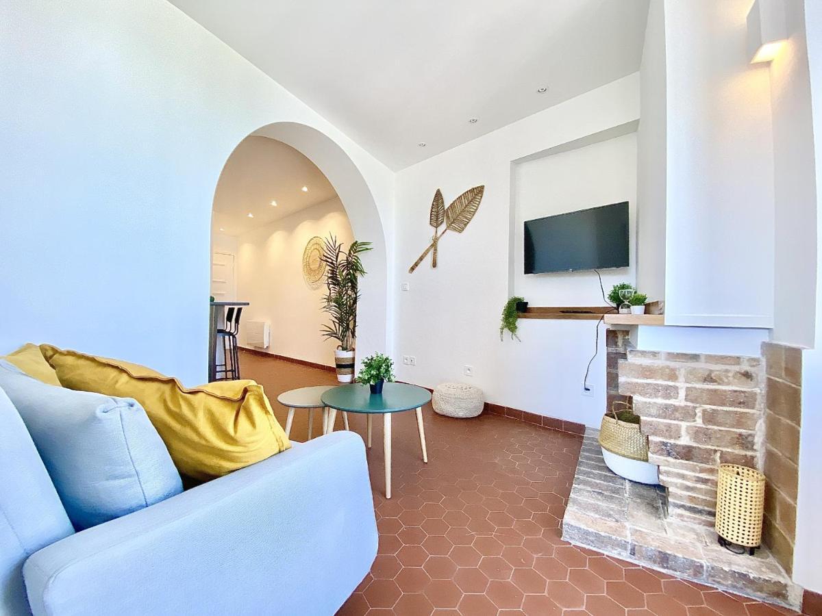 Sablettes Beach-plage-vue Mer-centre Menton