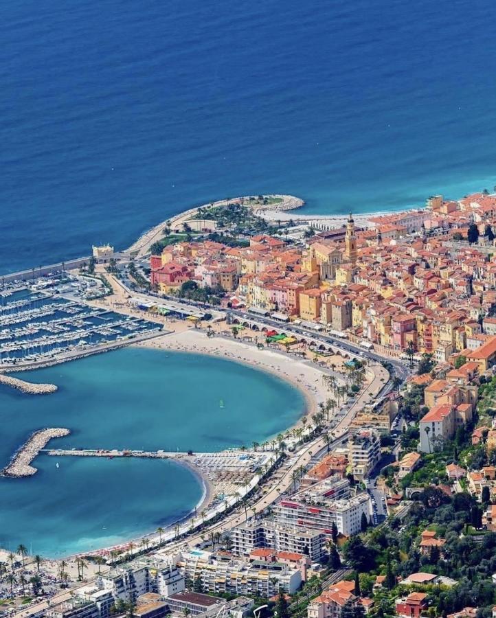 Sablettes Beach-plage-vue Mer-centre